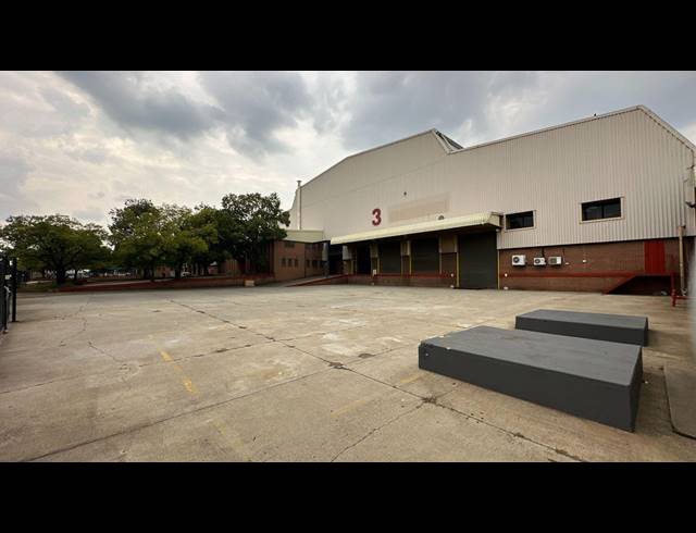 7,177M² WAREHOUSE TO LET IN ALRODE